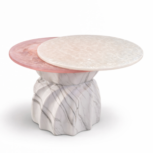 Tavolino rotondo doppio in resina bianco perlato e rosa con base effetto marmo